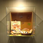 アビスタガラス展示ケース4枚目